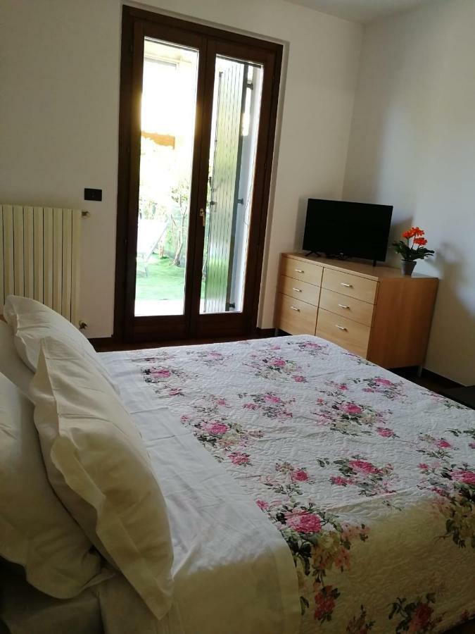 Home Sweet Home Castelnuovo del Garda Bagian luar foto